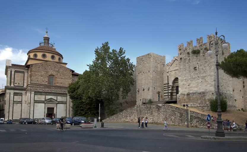 Chiesa di Santa Maria delle Carceri e Castello dell'Imperatore