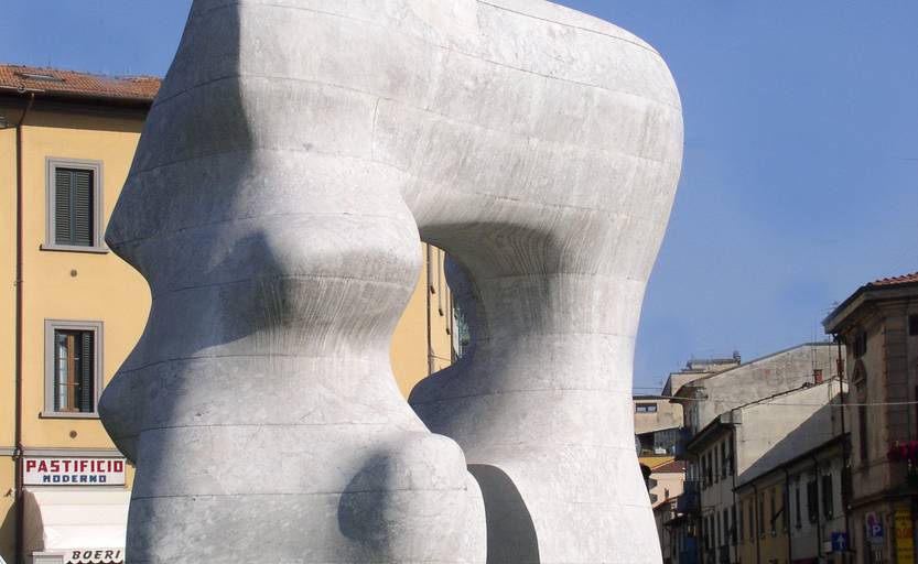 Forma squadrata con taglio Henry Moore