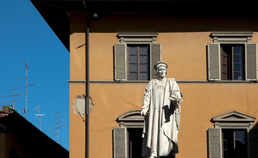 statua-francesco-datini-piazza-del-comune-prato