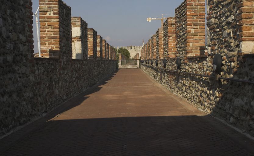 Cassero, camminamento esterno