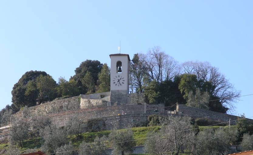 Rocca di Carmignano e Campano